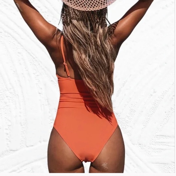 NEW NWT Cupshe Bright Day Shirring Ruched 1 Piece Swimsuit XXL - Picture 3 of 11